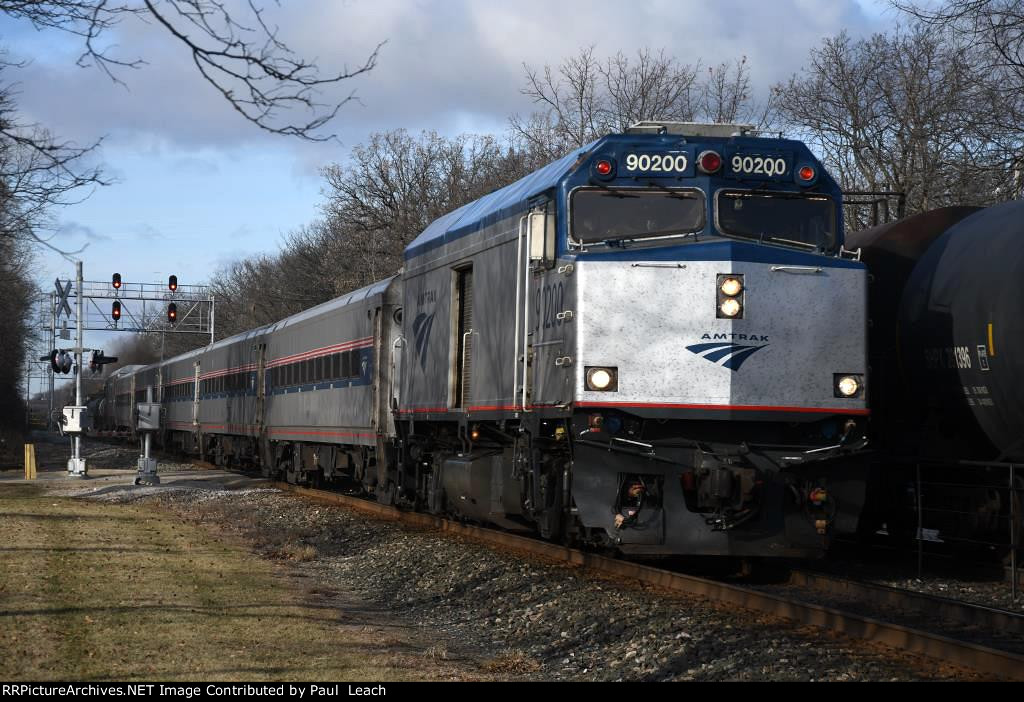 "Hiawatha Services" cruises east